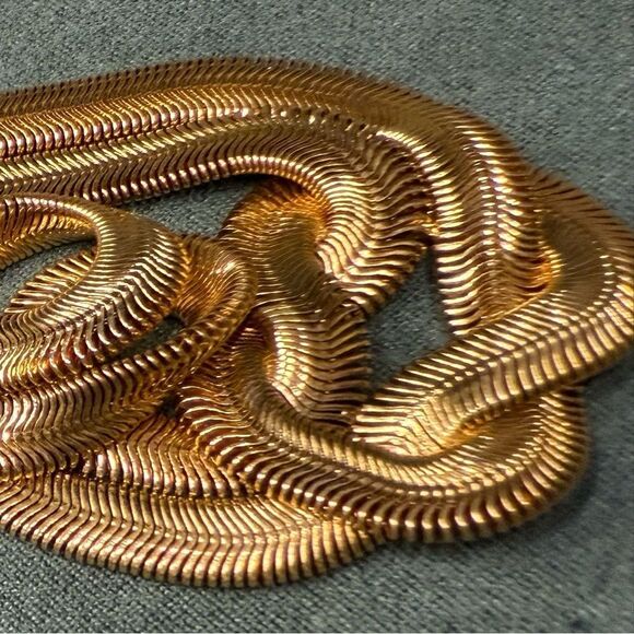 Chunky Gold Triple Strand Knot Necklace Vintage Statement Bold Elegant - Picture 14 of 15